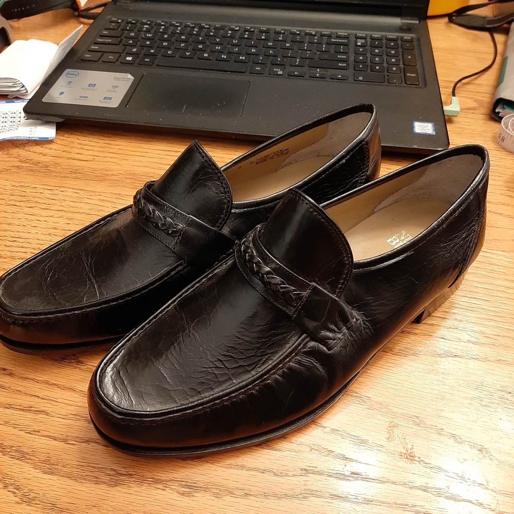 Men's shoes
